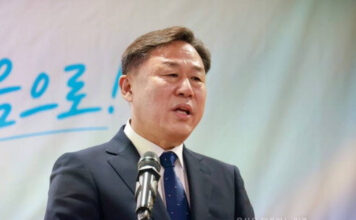 “양당 독점구도 깨고 민생중심 정치 재편”