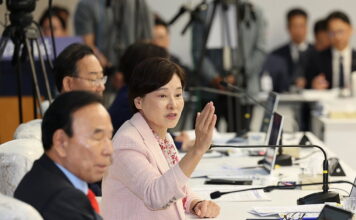울산시 국감 중단시킨 법적 감사 범위 공방 : 정치 : 재경일보